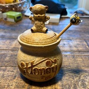 Brown Rustic Ceramic Honey Pot with Bear Lid and Bee Stirrer